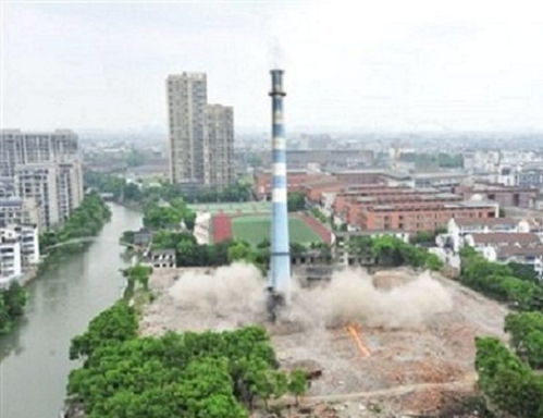 专业对比 什邡烟囱人工拆除与苏州防水堵漏的本地价格解析