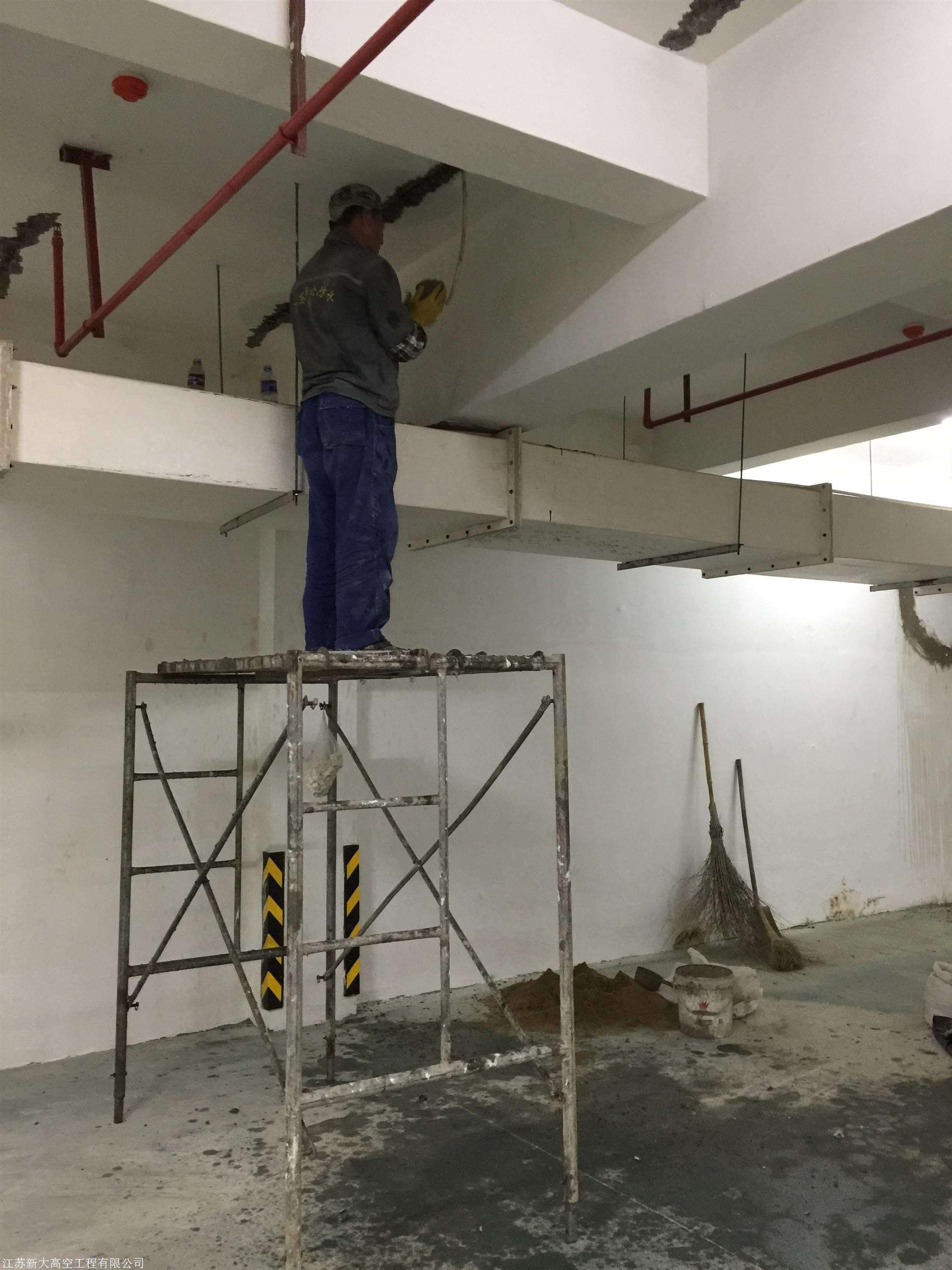 苏州地下室顶板裂缝补漏与专业堵漏单位选择